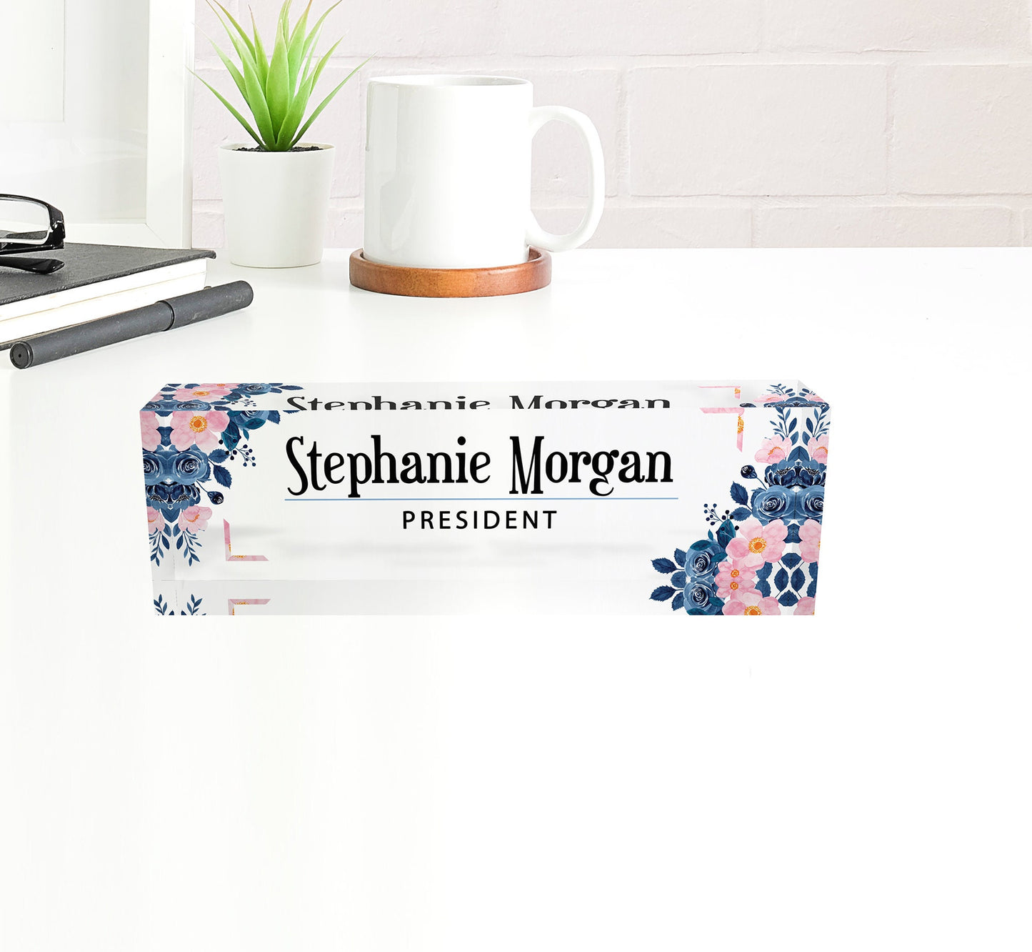 Desk name plate for Women, Acrylic Desk Name Plaque, Chiropractor Gift, Personalized Name Plate for Desk, Executive Custom Desk Name Plate